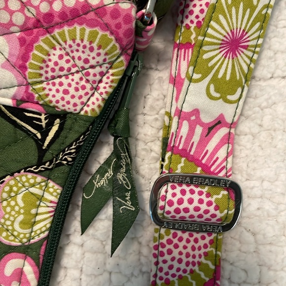 VERA BRADLEY QUILTED CROSSBODY BAG - Picture 12 of 12